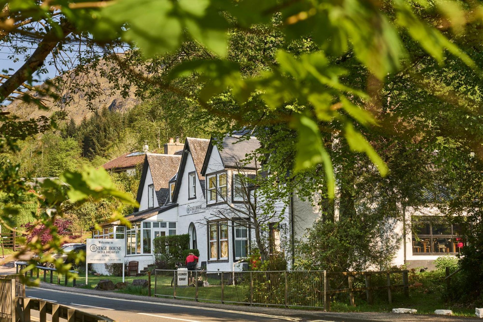 Stage House Bed & Breakfast Glenfinnan Exteriér fotografie