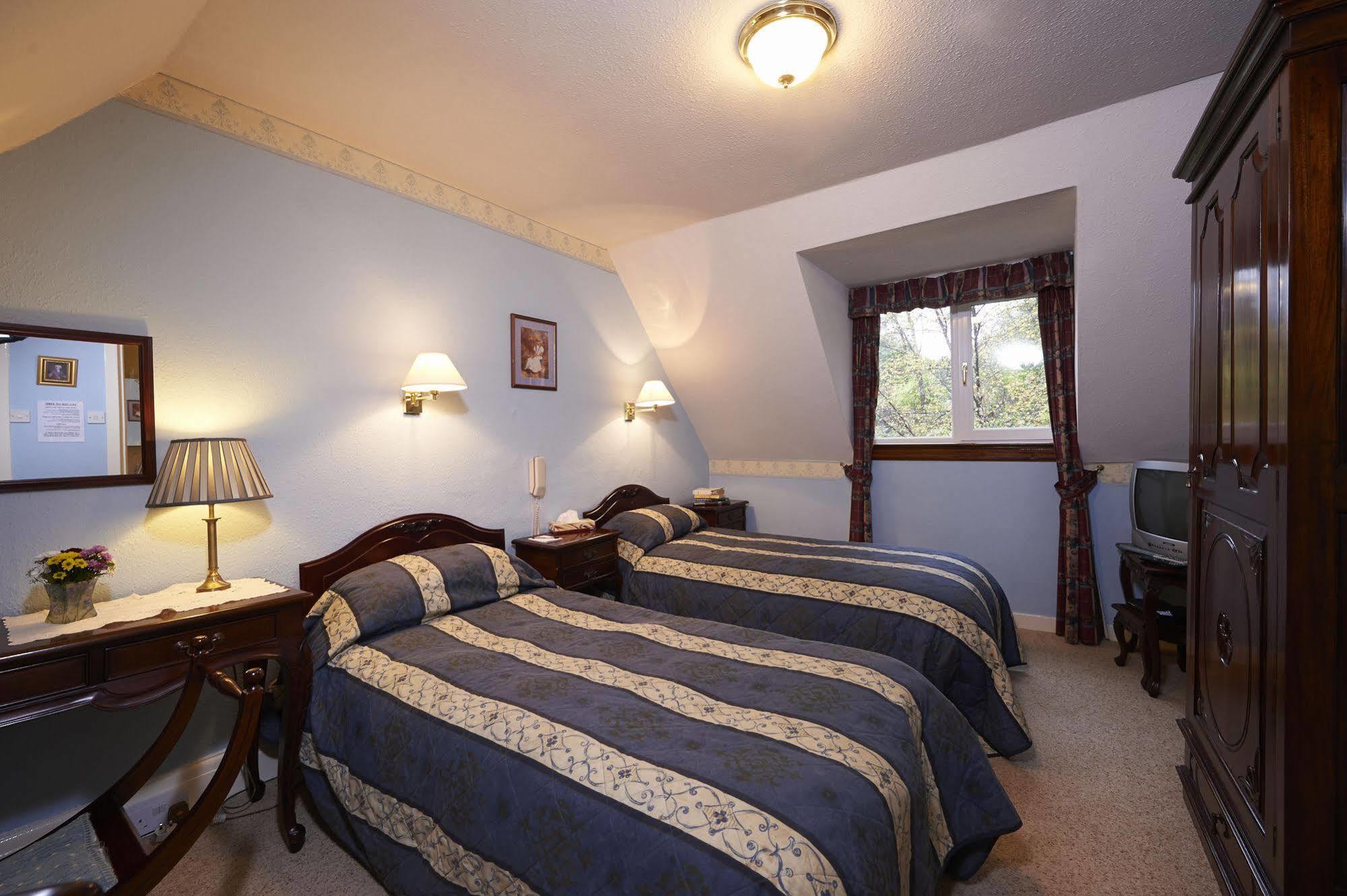 Stage House Bed & Breakfast Glenfinnan Exteriér fotografie